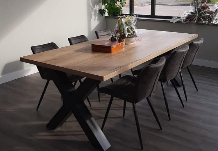 Tafel met Melamine tafelblad