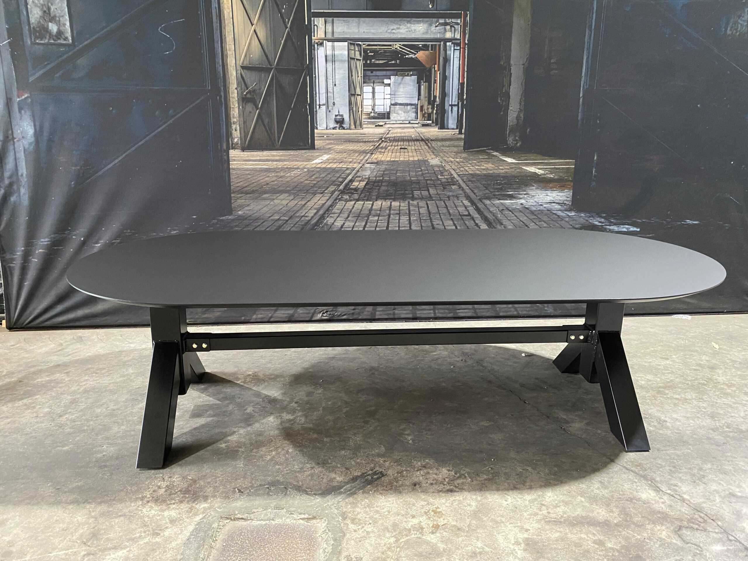 tafel met HPL blad Tafel met HPL blad